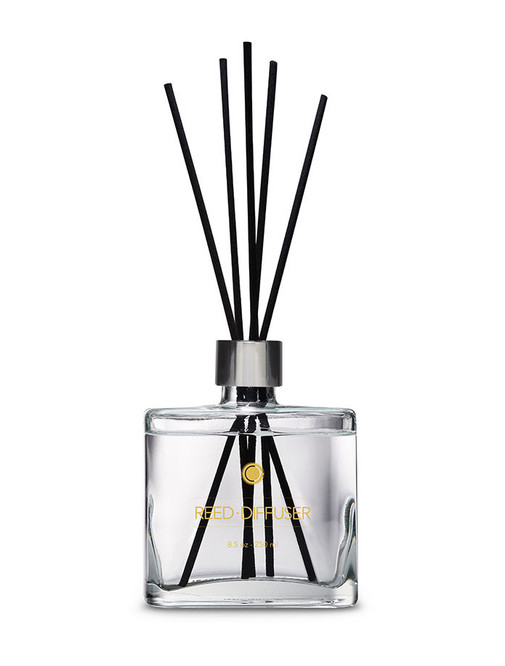 Black and white reed diffusers