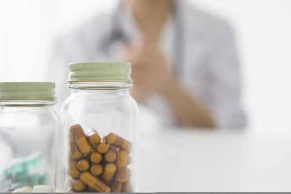 What medicine can help acne heal quickly?