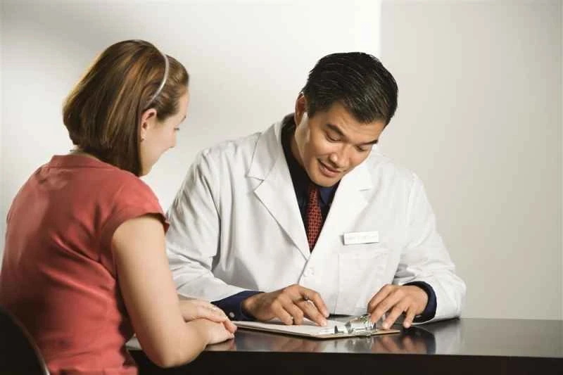 Is urticaria incurable and how can it be treated?