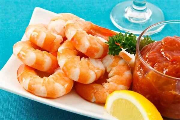 Can people with seborrheic dermatitis eat shrimp?