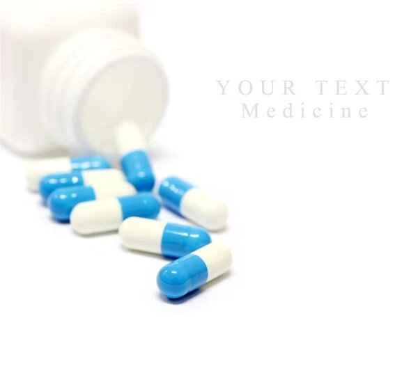 Is flavomycin ointment suitable for treating cheilitis?