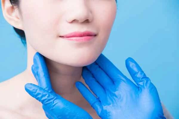 Viral shingles suddenly appeared on my chin